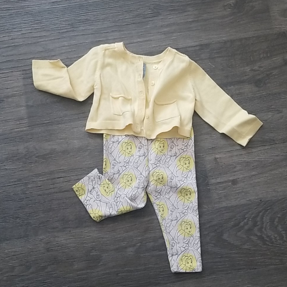 Sweater and bottom set